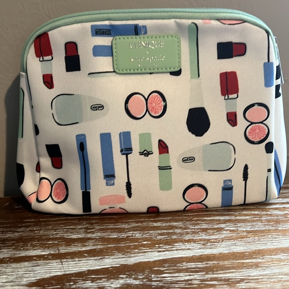 Clinique and Kate Spade cosmetic bag - Picture 4 of 4
